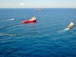 Sversamento in mare di idrocarburi a Rimini, ma è solo un'esercitazione: spettacolare simulazione della Guardia Costiera