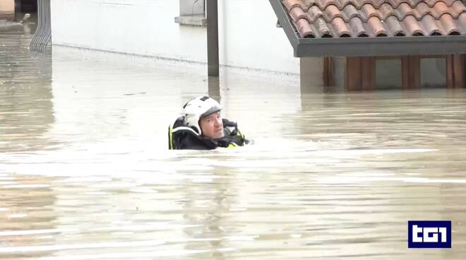 Alluvione a Forlì, Montone esondato