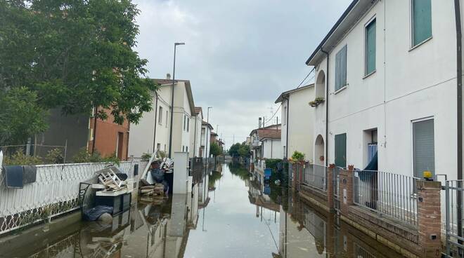 Fornace Zarattini 25 maggio 2023. A 7 giorni dall'alluvione nelle zone più basse c'è ancora l'acqua