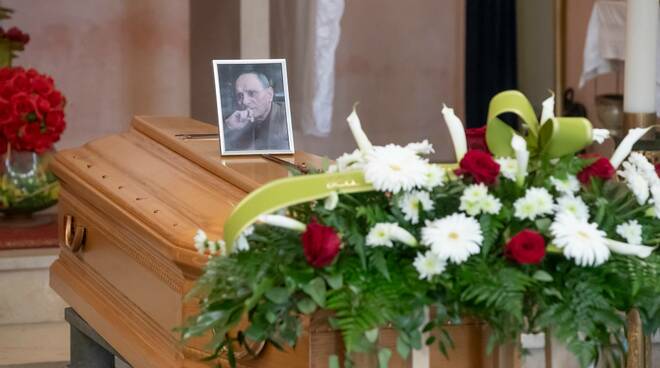 Funerale Walter Della Monica 