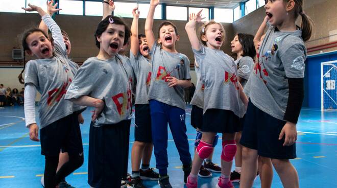 Sinergia tra Porto Robur Costa 2030 e Mosaico Volley Ravenna per promuovere nelle scuole l’avviamento alla pallavolo dai 6 ai 12 anni