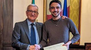 mattia gallamini assieme al prefetto di Ravenna