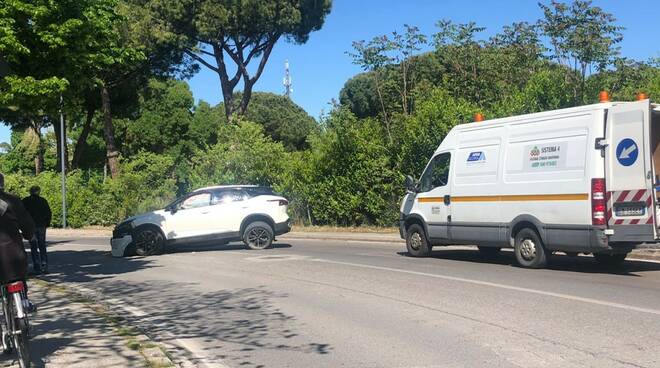 incidente stradale Viale Gramsci 