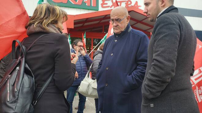 Presidio lavoratori CRAI Via Balzalla a Forlì